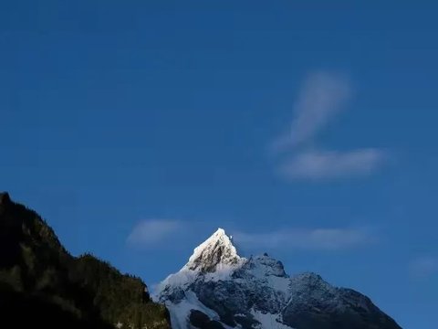 尼农峡谷·香格里拉