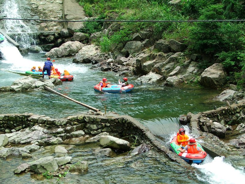 驴屋小长假 龙王山漂流溯溪 盛夏玩水